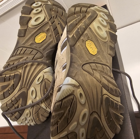 MERRELL WOMEN'S MOAB 2 VENT  HIKING SHOES (J99764) 9 (EUR:40) - Picture 4 of 12